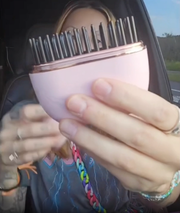 Video thumbnail